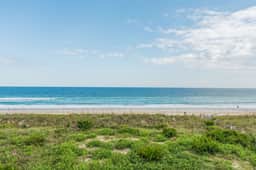 Wavewatcher's Retreat - Luxury Oceanfront Living - Image 5