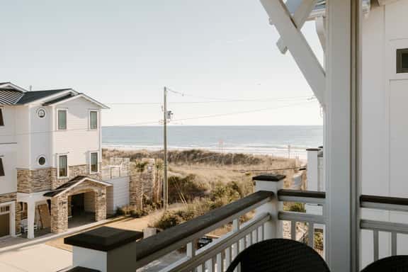Fins to the Wright - Image 1
